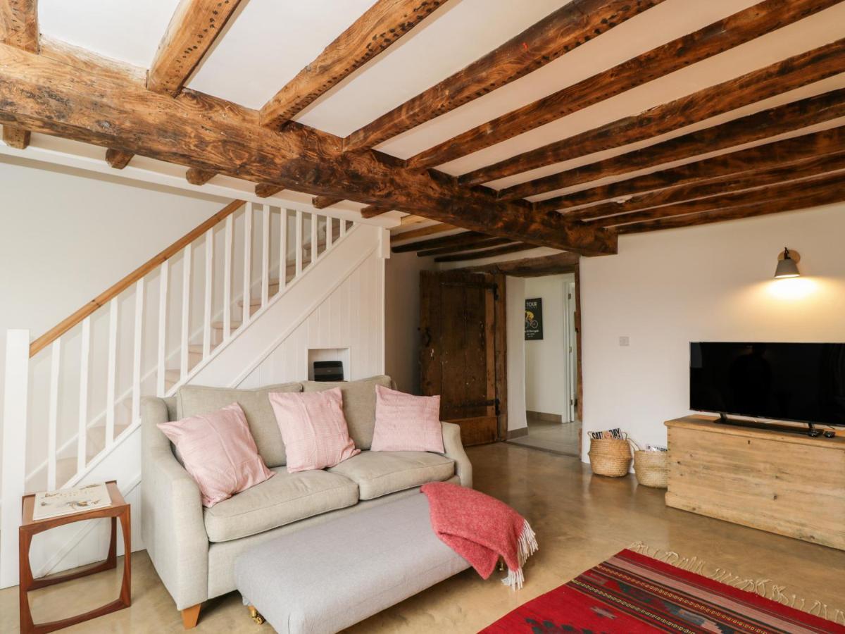 High Cogges Farm Holiday Cottages Witney Exterior photo